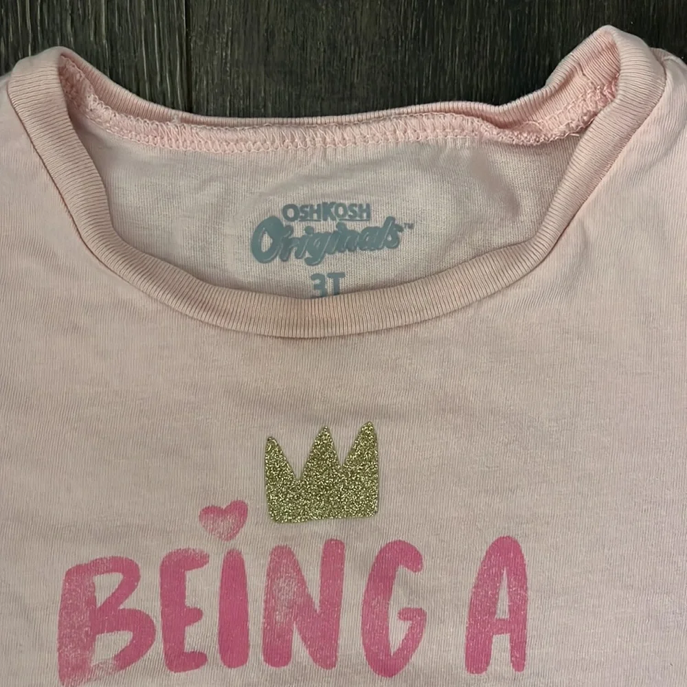 🍭4/$10 OshKosh (Being A Princess Is Hard Work) Shirt - Picture 3 of 7